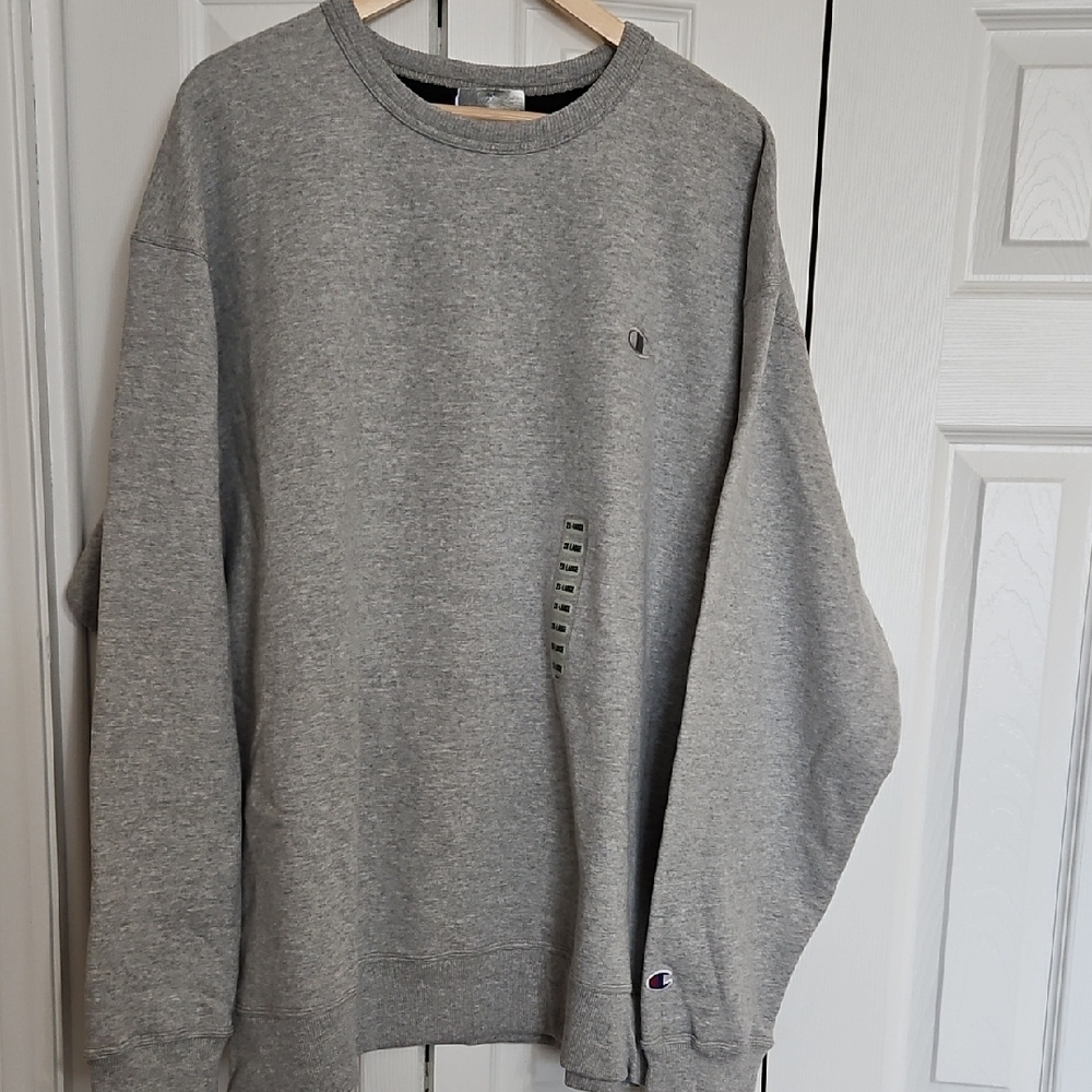 Champion Men's Heather Gray Crewneck Sweater